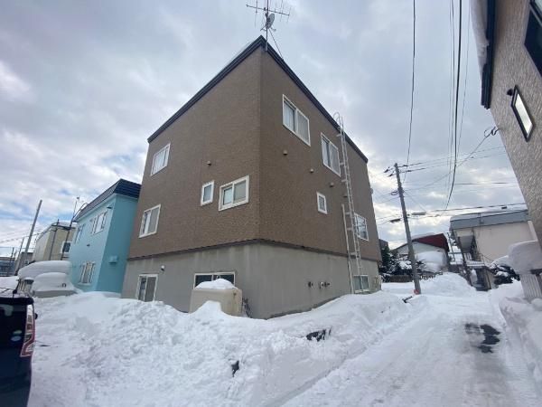 8LDK+Office House for Sale in Sapporo Shiroishi-ku, Hokkaido - Thumbnail 4