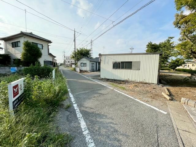 4DK Detached House for Sale in Tatebayashi, Gunma - Thumbnail 2