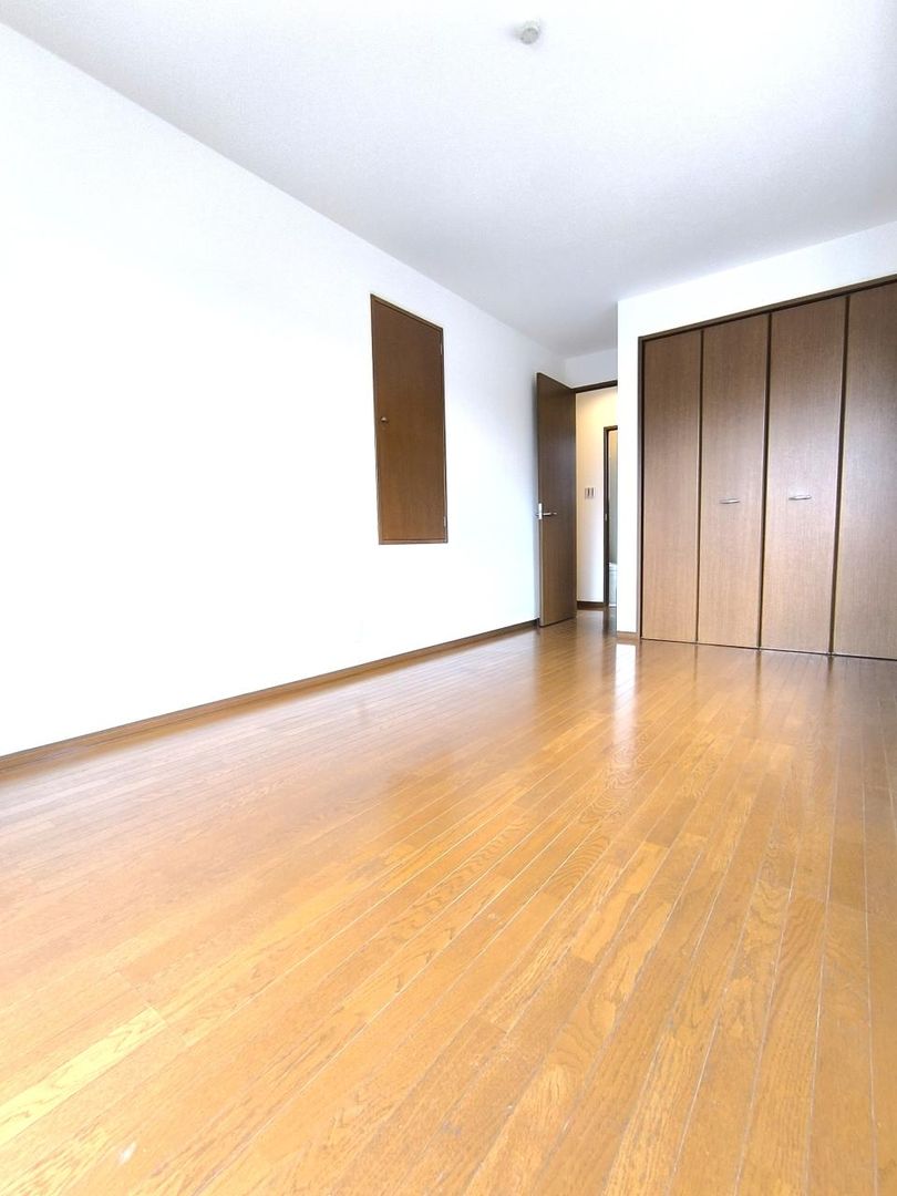 4SLDK Detached House for Sale in Tarumi, Kobe - Thumbnail 2