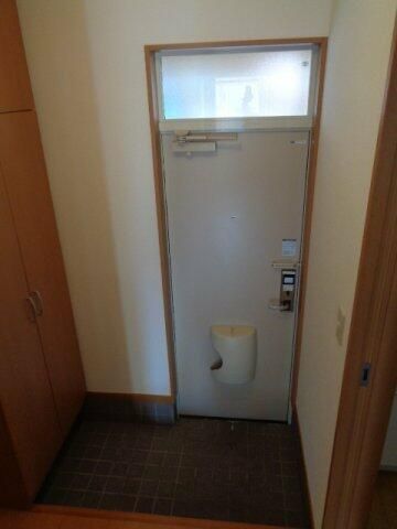 1DK Apartment for Rent in Toda City, Saitama - 87,000 Yen - Thumbnail 3