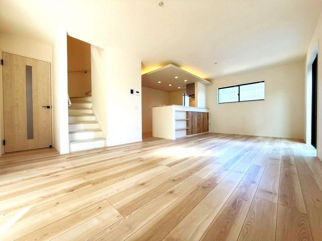 New 4LDK House in Shime, Fukuoka with 3-Car Parking - Thumbnail 2