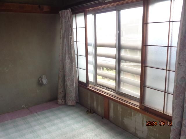 1975 7DK Wooden House on 916 sqm Land in Sotogahama, Aomori - Thumbnail 4