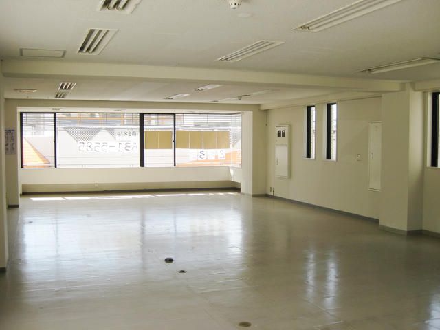 Office Space for Rent in Yamagata City - 110.5 sqm - Thumbnail 4