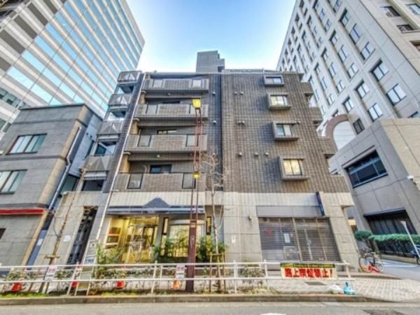 Commercial Office for Sale in New Shinjuku Island Annex, Tokyo - Thumbnail 2