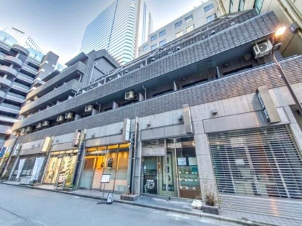 Commercial Office for Sale in New Shinjuku Island Annex, Tokyo - Thumbnail 3