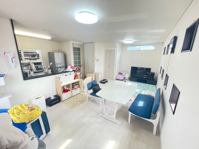 4LDK Custom Home with Solar Panels in Kitakyushu - Thumbnail 4