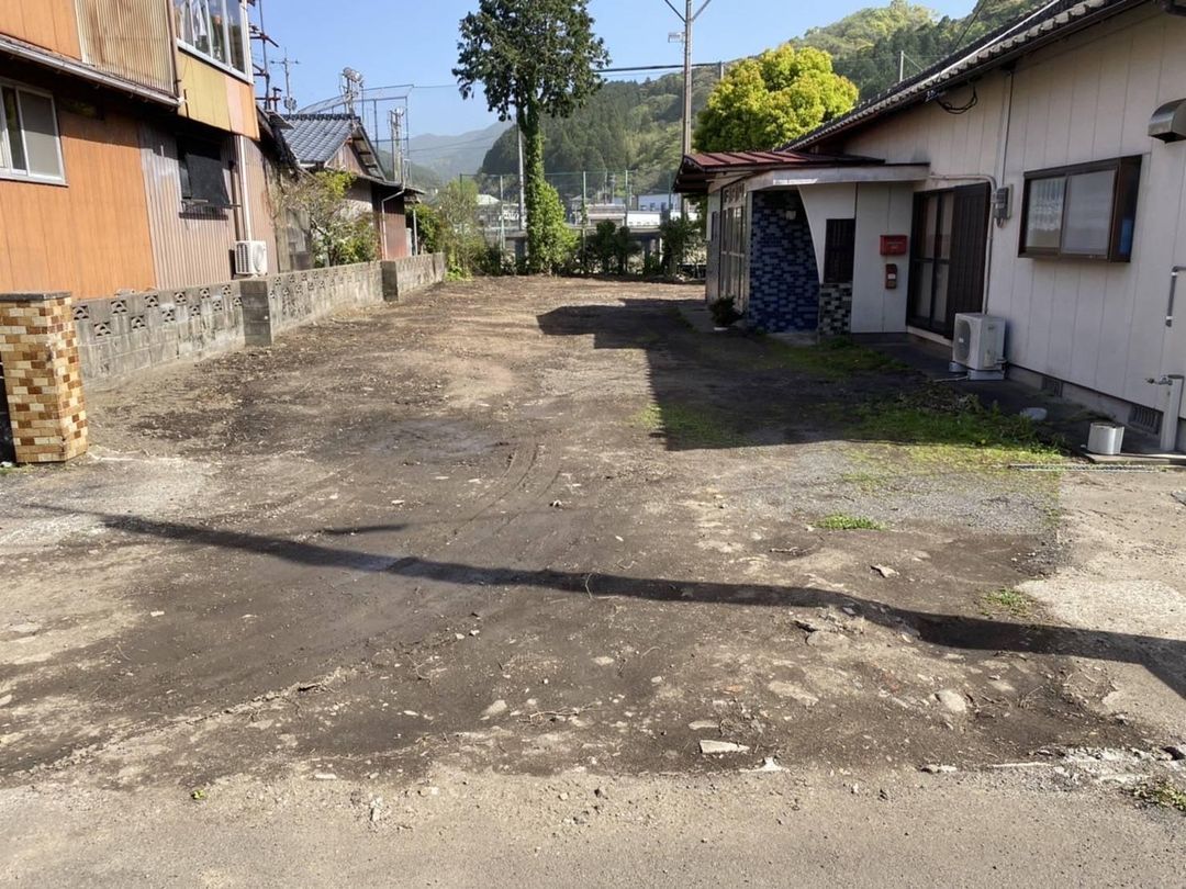 Large 6LDK House on 780sqm Lot in Sasebo, Nagasaki - Thumbnail 4
