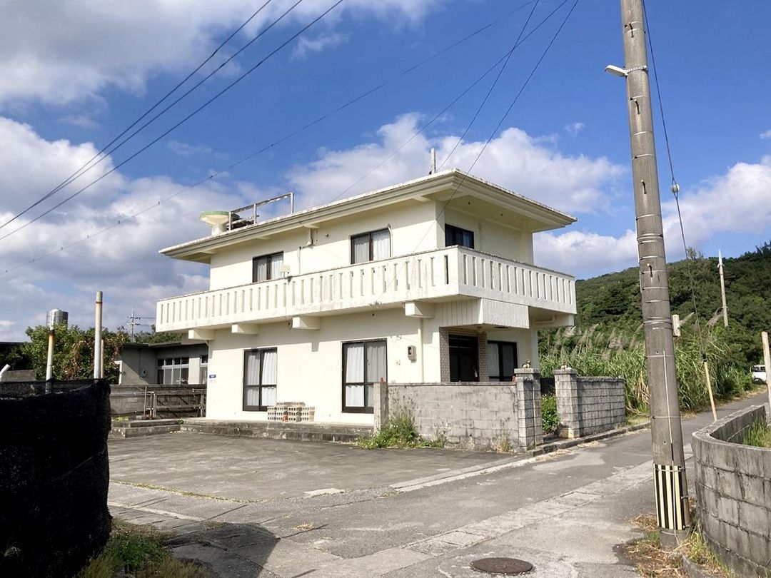 1LDK House for Multi-Generational Living in Uruma, Okinawa - Image 7