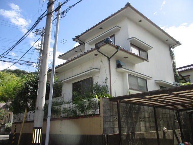 1984 4DK Detached House on Corner Lot in Matsuyama - Main Image