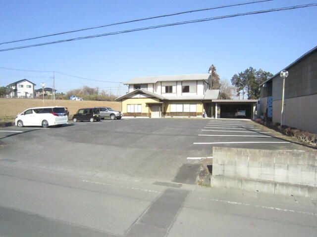 Commercial Space for Rent in Omitama, Ibaraki - 109.44 sqm - Thumbnail 2