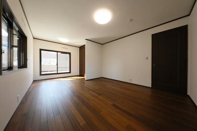 6LDK House for Sale in Kanazawa with 262 sqm Land & 3 Car Parks - Image 22