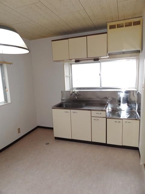 2DK Apartment for Rent in Akita City, Sennan - Thumbnail 4