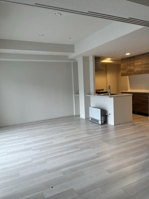3LDK New Apartment for Sale Near Kanjodori Higashi Station in Sapporo - Thumbnail 3