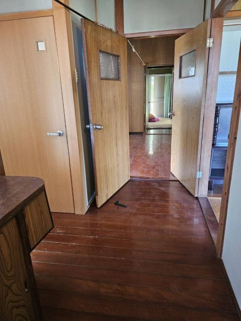 1971 4DK House on 290 sqm Land in Iizuka, Fukuoka for Sale - Thumbnail 3
