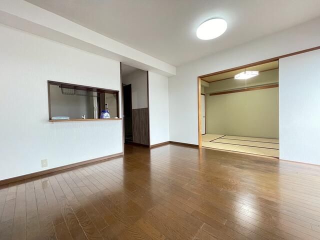 3LDK Apartment for Sale Near Yatsu Station, Narashino, Chiba - Thumbnail 4