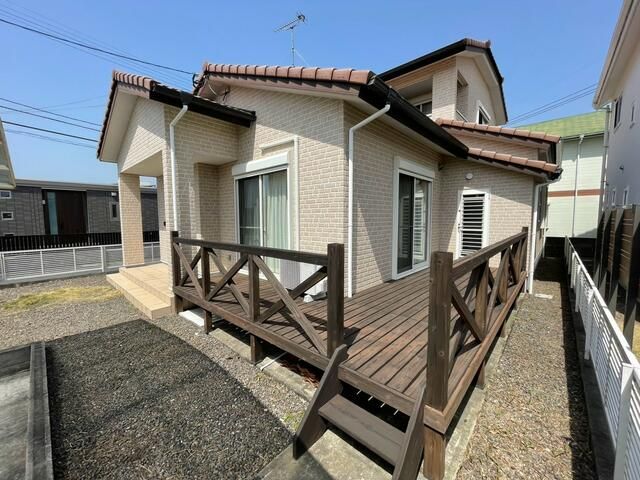4LDK Modern House for Sale in Kirishima, Kagoshima - Thumbnail 2