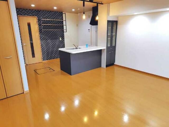 2LDK Terrace House for Rent in Machida, Tokyo - Thumbnail 2