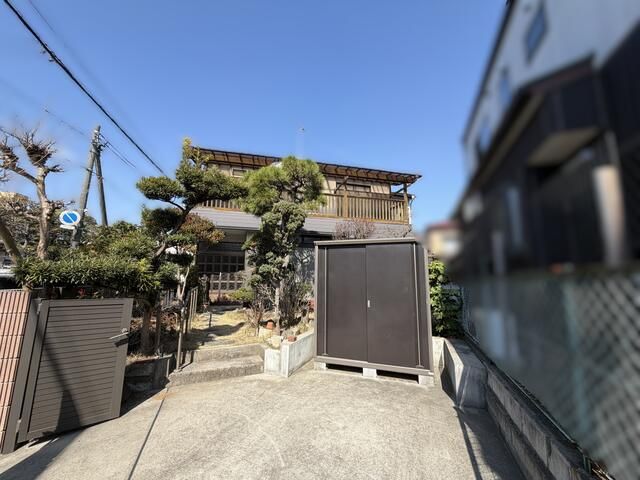 Land for Sale in Ichikawa, Chiba with Existing House - Thumbnail 2