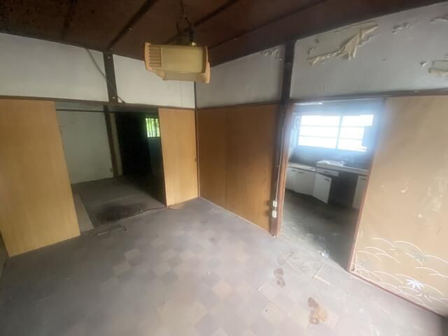 Resale 2DK House in Yokosuka, Kanagawa - 160.56 sqm Land - Thumbnail 2