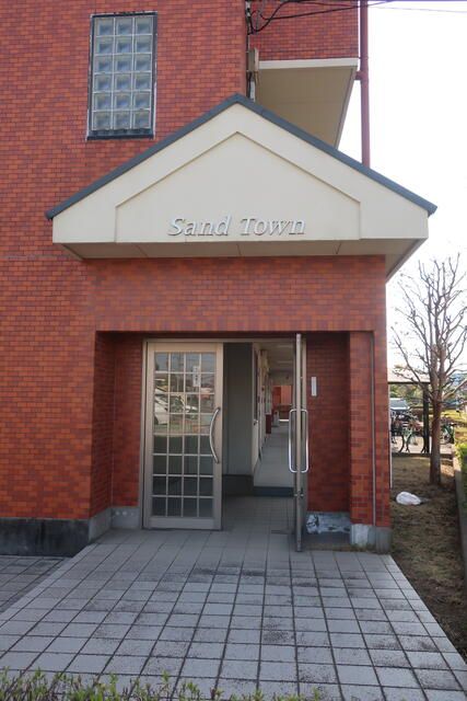 2DK Apartment for Rent in Saitama City's Misato Ward - Thumbnail 2