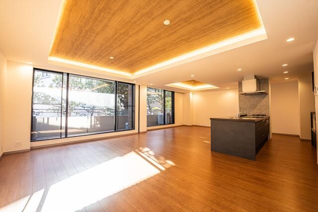 4LDK Apartment for Rent in Higashigotanda, Shinagawa, Tokyo - Thumbnail 3