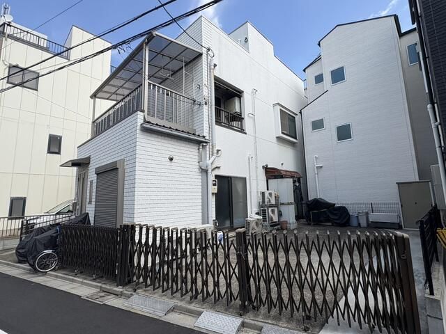 5LDK House for Sale in Taito, Tokyo with Free Parking - Thumbnail 2