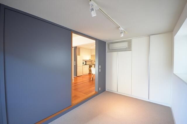 Terrace House for Rent in Omotesando, Tokyo - 2LDK, 102.78 sqm - Thumbnail 4