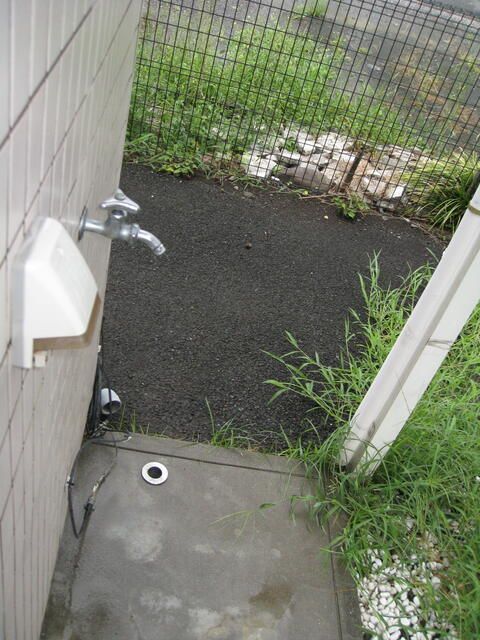 2K Apartment for Rent in Komae, Tokyo, 36 sqm - Thumbnail 2
