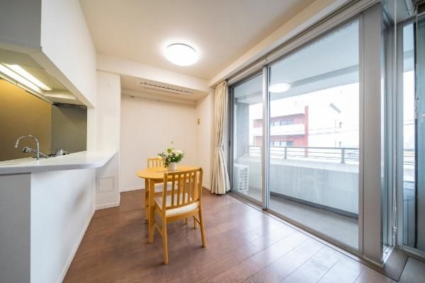 3LDK Apartment for Sale Near Gakugei Daigaku Station, Setagaya - Thumbnail 2