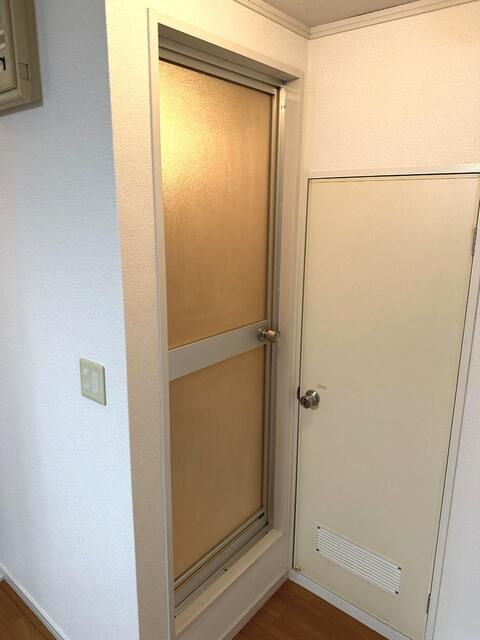 Pet-Friendly 2DK Apartment for Rent near Goko Station, Matsudo - Thumbnail 2