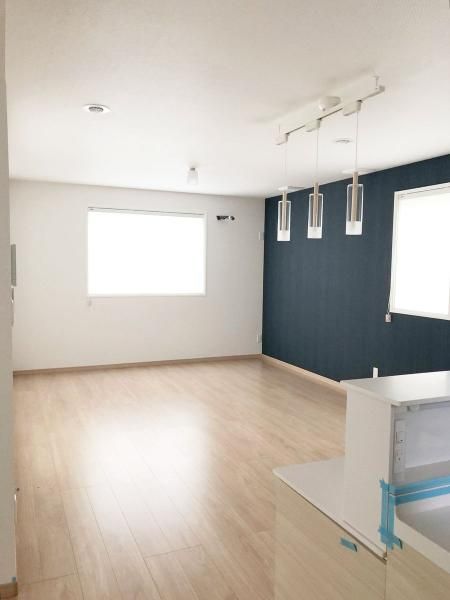 Modern 2SLDK House for Sale in Ome City, Tokyo - Thumbnail 2