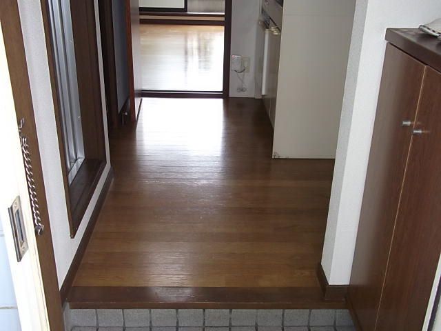 1K Apartment for Rent in Kofu, Yamanashi - 31,000 Yen - Thumbnail 4