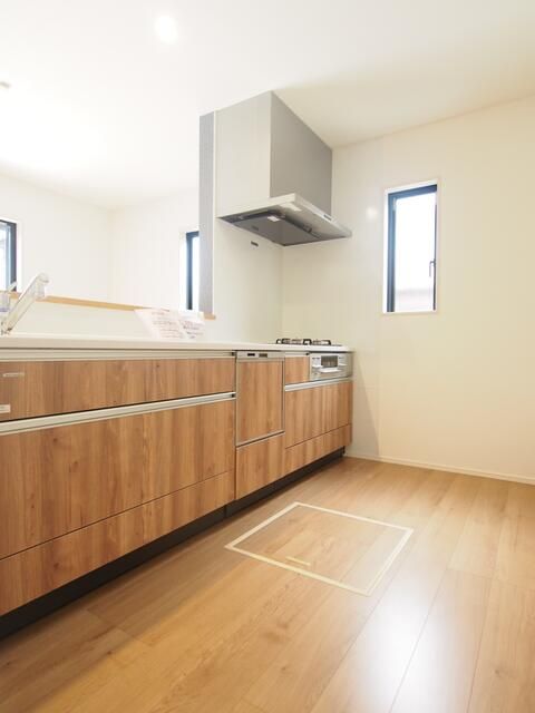 New 4LDK House in Kitakyushu with Appliance Gift & Subsidies - Image 22