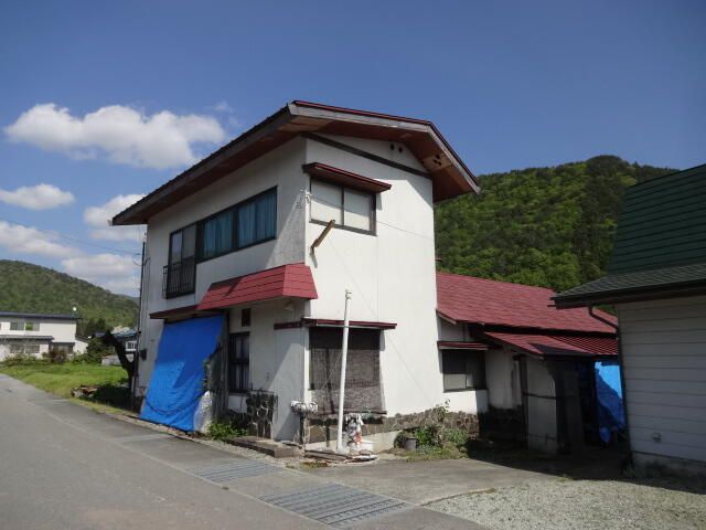 1952 Traditional House on 964sqm Land in Higashine, Yamagata - Thumbnail 3