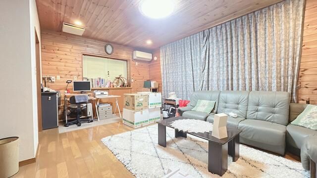 Spacious 6SDK Family House for Sale in Akita City, Akita - Thumbnail 4