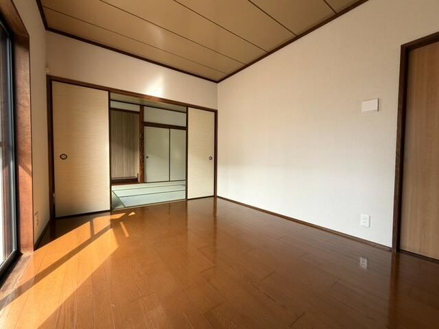 Used Detached House in Kimitsu City, Chiba - 5DK, 87.36 sqm - Thumbnail 3