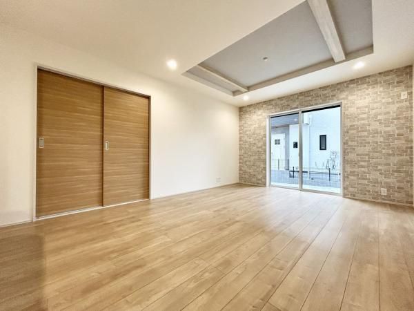 New 4LDK House in Hiratsuka Kanagawa 2025 Build 121sqm Land - Thumbnail 3