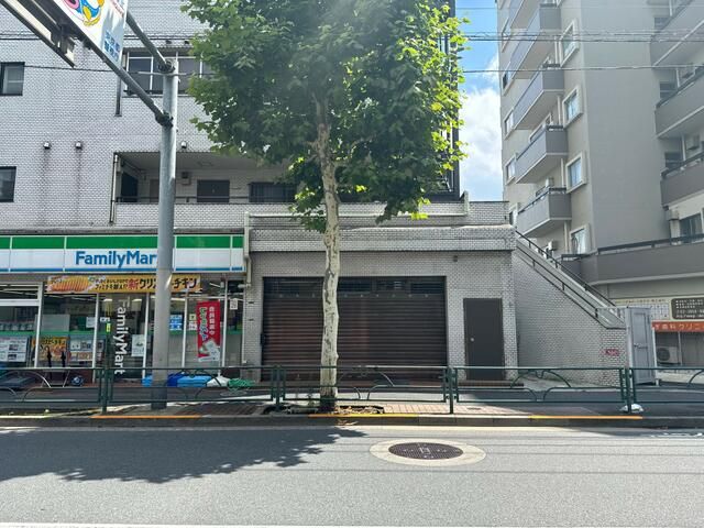 Commercial Unit for Sale in Shinjuku, Tokyo - 33.70 sqm - Thumbnail 3