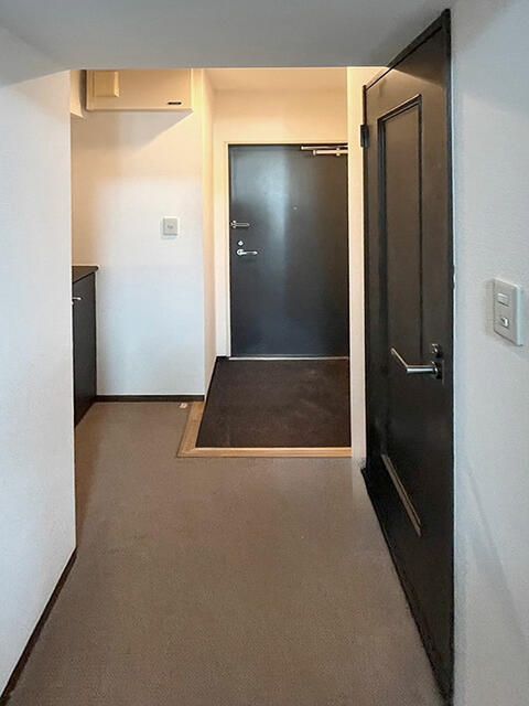 Takasaki City 2DK Apartment for Sale Near Takasaki Station - Thumbnail 3