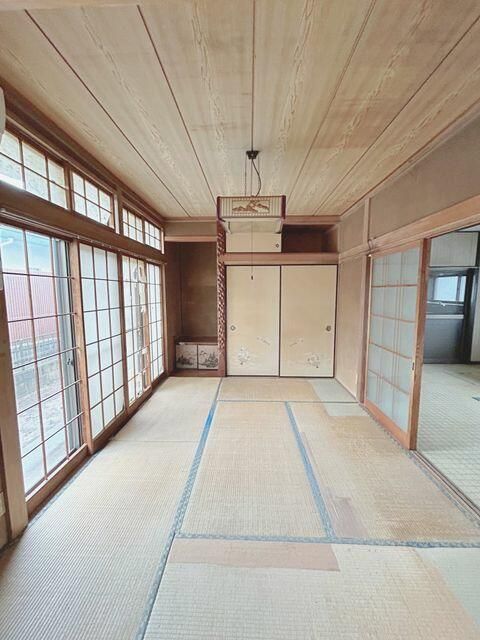 Used Detached House for Sale in Tatebayashi, Gunma - 4DK - Thumbnail 3