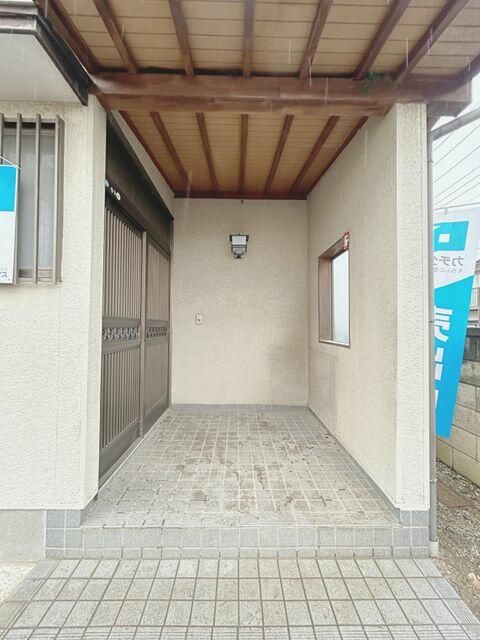 Used Detached House for Sale in Tatebayashi, Gunma - 4DK - Thumbnail 2