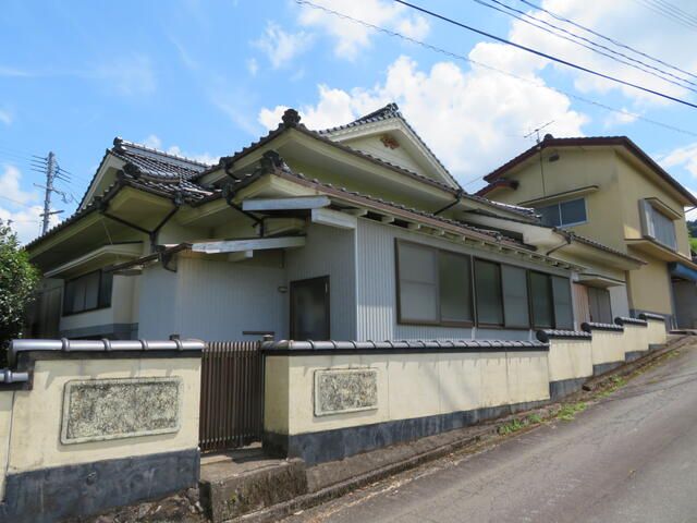 7DK House for Sale in Hita, Oita with 539sqm Land - Thumbnail 2