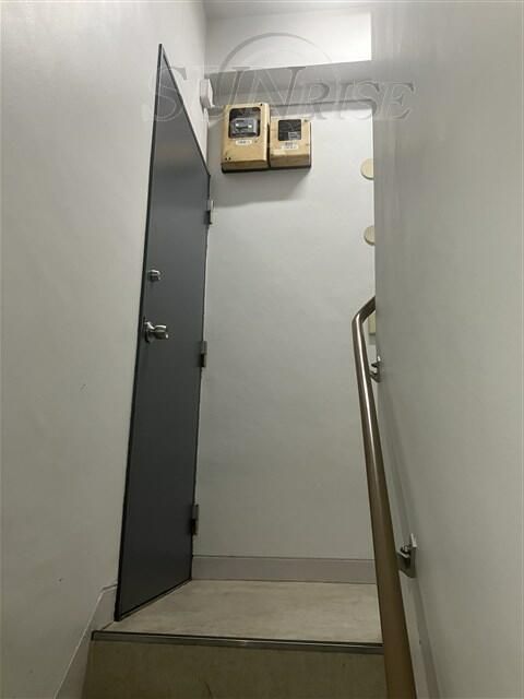 Commercial Office Space for Rent in Shinjuku, Tokyo | 49.59 sqm - Thumbnail 3