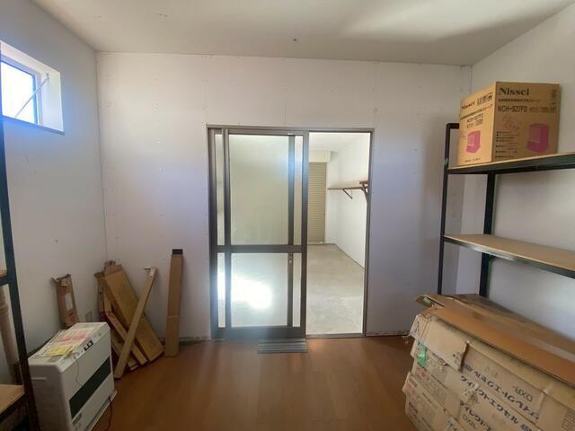Higashi-Itsutsu Warehouse C for Rent in Sapporo, Hokkaido - Thumbnail 4