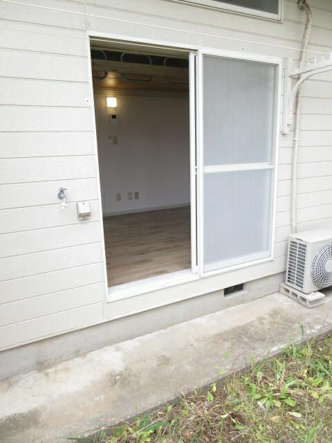 1K Apartment for Rent in Mito City, Ibaraki - 16.2 sqm - Thumbnail 2