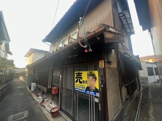 7DK Detached House in Quiet Kannonji, Kagawa | 94.95 sqm Land - Thumbnail 2