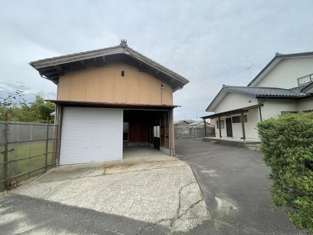 6DK House with Field and Workshop in Shibata, Niigata - Image 7
