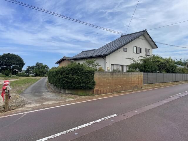 6DK House with Field and Workshop in Shibata, Niigata - Image 11