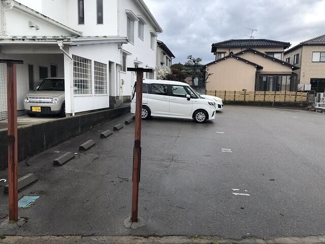 Parking Space for Rent in Uchinada, Ishikawa Prefecture - Thumbnail 2
