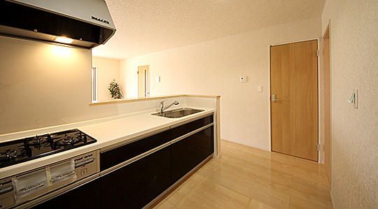 New 4LDK House in Kirishima, Kagoshima with Roof Balcony & Garden - Thumbnail 2
